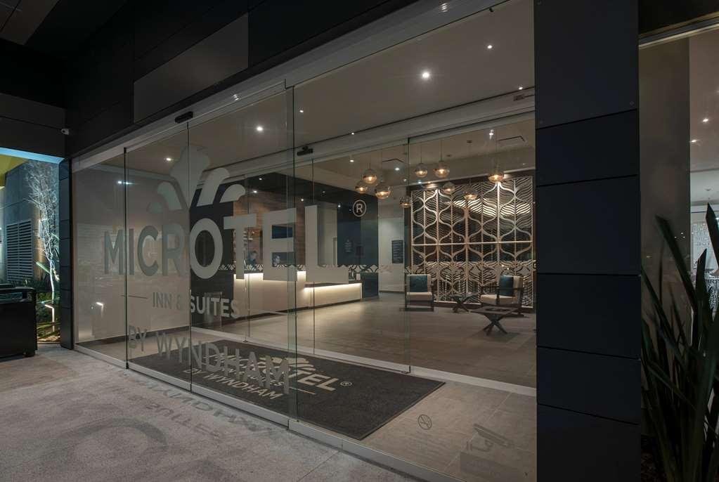 Microtel Inn & Suites By Wyndham Irapuato Luaran gambar