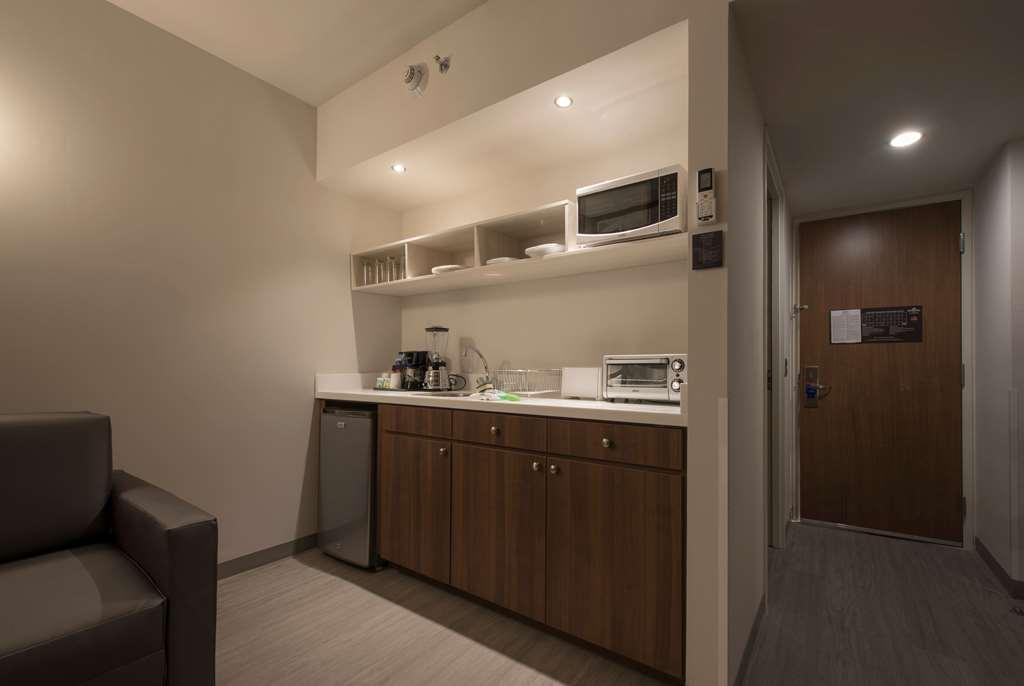 Microtel Inn & Suites By Wyndham Irapuato Bilik gambar