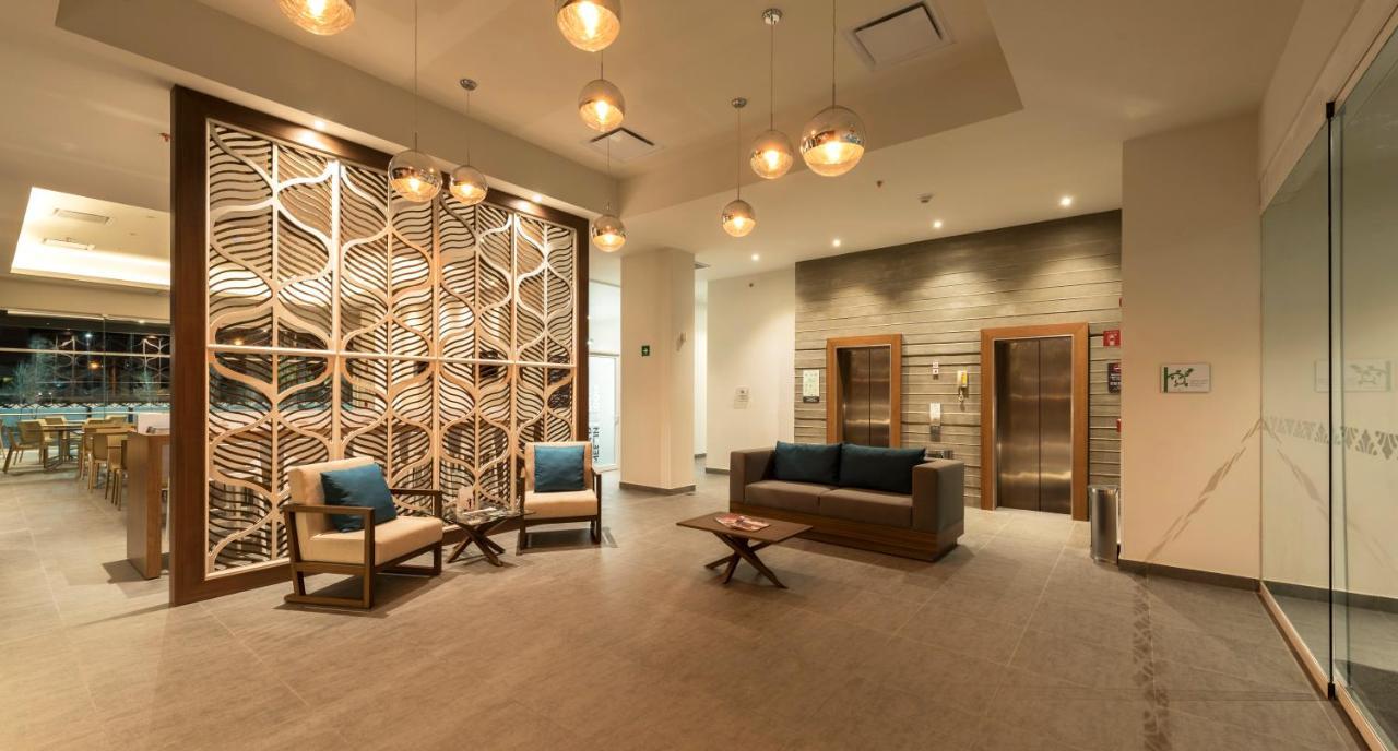 Microtel Inn & Suites By Wyndham Irapuato Luaran gambar
